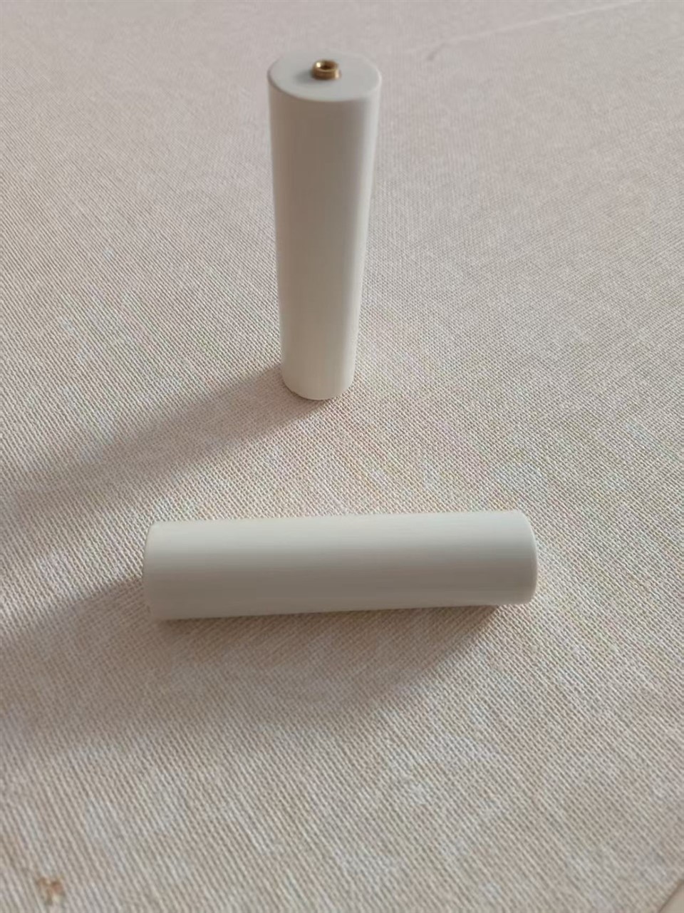 Kapasitor Seramik Frekuensi Tinggi